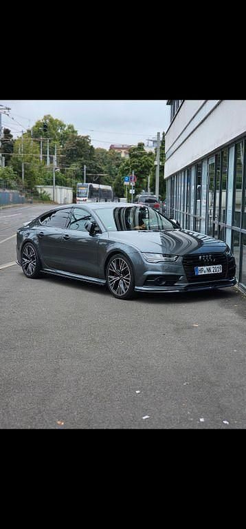 Gebraucht Audi A7 Ambiente 326 PS (239 kW) 2015 Grau Kleinwagen