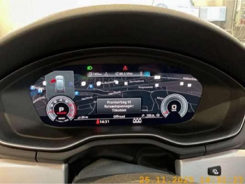 Gebraucht Audi A4 S-Line 204 PS (150 kW) 2023 Mythosschwarz metallic Kombi