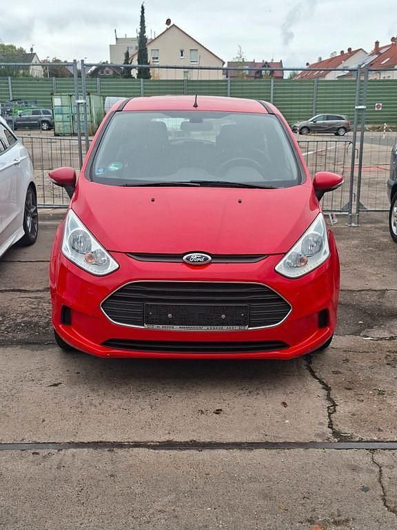 Gebraucht Ford B-MAX Ambiente 90 PS (66 kW) 2013 Rot Van / Kleinbus
