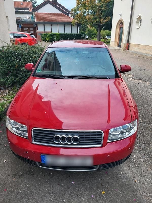 Rot Gebraucht 2001 Audi A4 Limousine | 2.300 € (Fairer Preis) - Bild 1/4