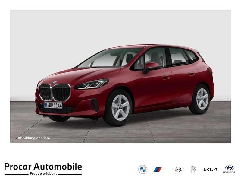 Gebraucht BMW 220 Active Tourer 170 PS (125 kW) 2025 Rot Van / Kleinbus