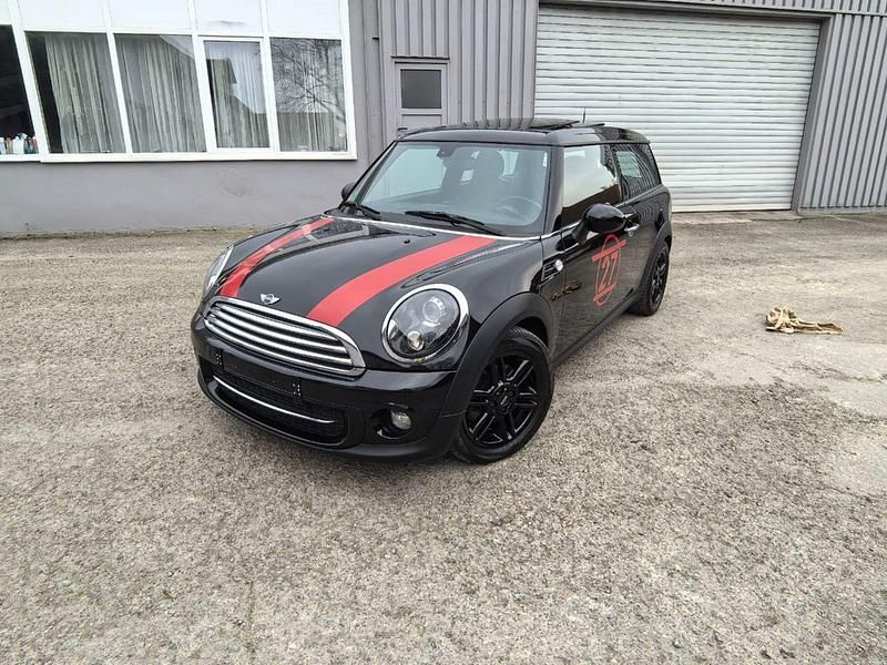 Schwarz Gebraucht 2011 Mini Cooper D Clubman Kombi | 4.900 € (Fairer Preis) - Bild 1/4
