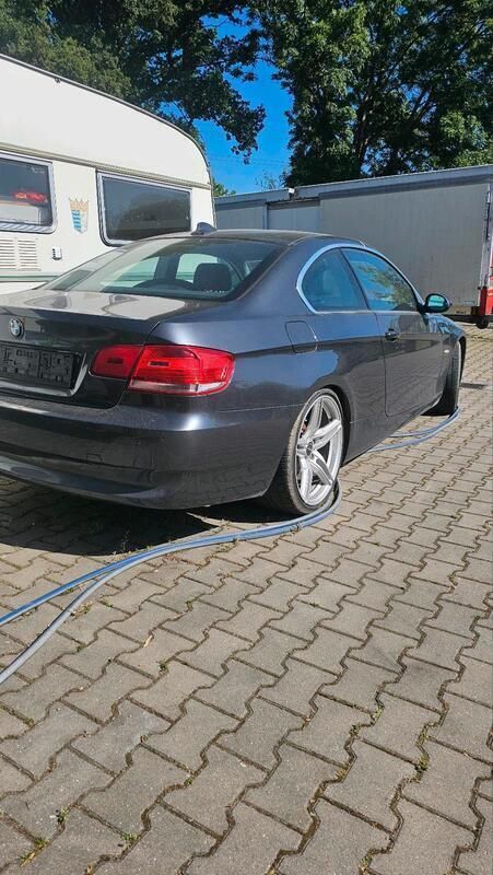 Grau Gebraucht 2008 BMW 325 Coupé | 5.200 € (Superpreis) - Bild 1/4