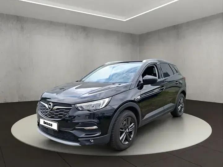 Diamant schwarz (metallic) Gebraucht 2021 Opel Grandland X Design Edition SUV | 18.950 € (Guter Preis) - Bild 1/4
