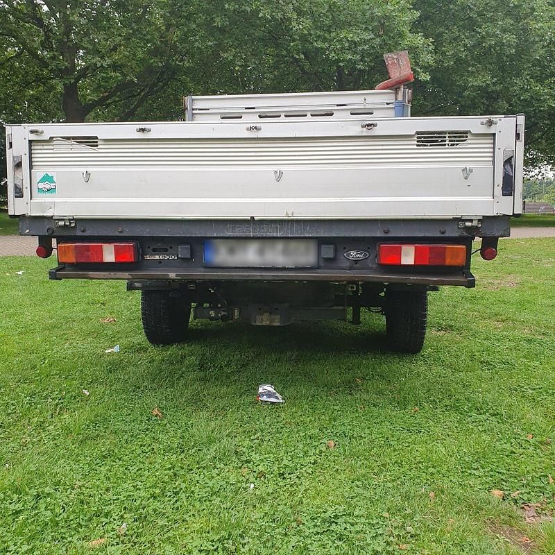 Gebraucht Ford Transit 115 PS (84 kW) 2007 Weiß