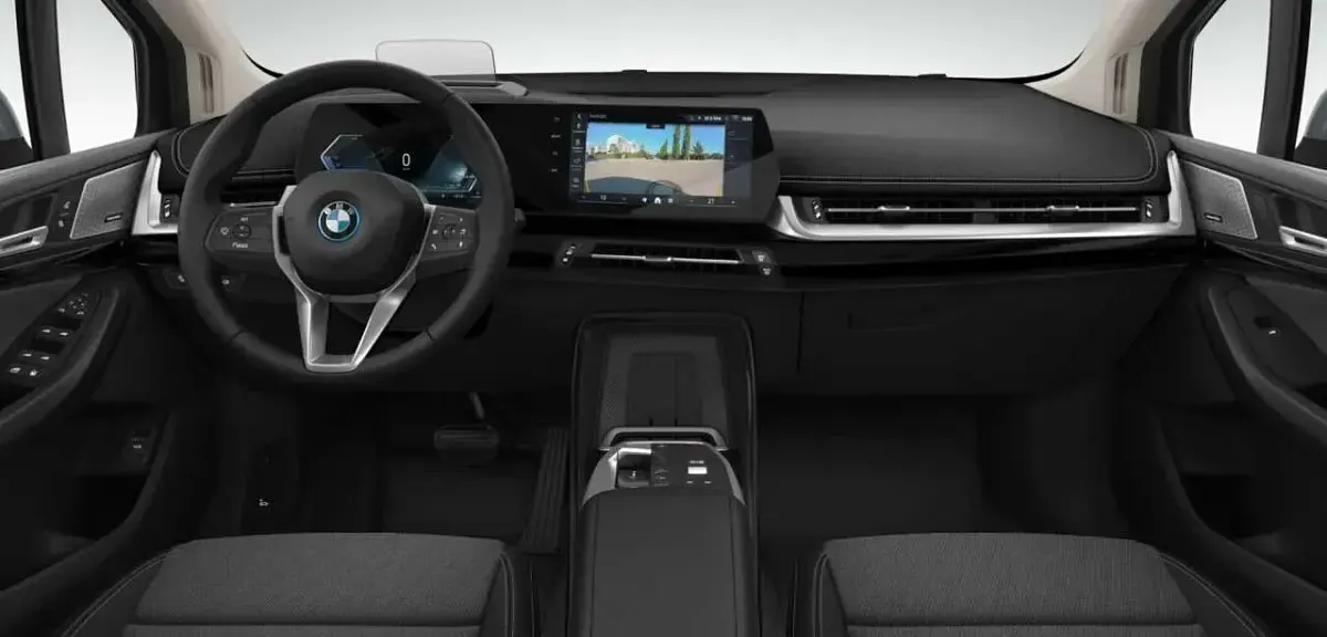 Gebraucht BMW 225 245 PS (180 kW) 2024 Skyscraper grau metallic Kombi