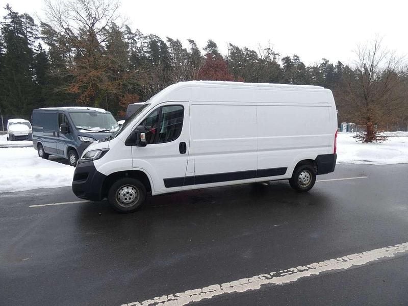 Gebraucht Peugeot Boxer 140 PS (102 kW) 2021 Blanc banquise Van