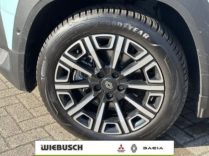 Gebraucht Renault 4 E-Tech Iconic 110 kW (150 PS) 2025 Hautsdefrancegrün/schwarz SUV