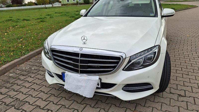 Weiß Gebraucht 2014 Mercedes C250 Kombi | 14.900 € (Superpreis) - Bild 1/4