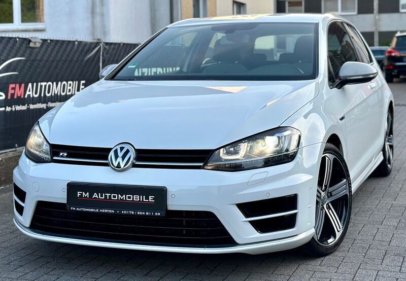 Weiß Gebraucht 2016 VW Golf VII R Limousine | 19.900 € (Guter Preis) - Bild 1/4