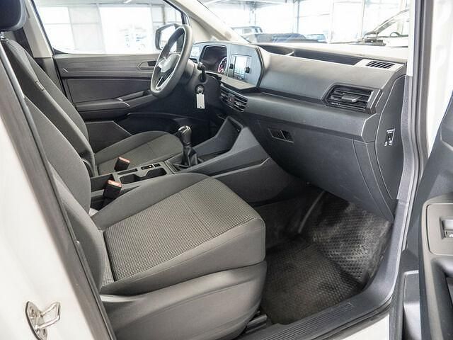 Gebraucht VW Caddy Basis 114 PS (83 kW) 2022 Weiß Van / Kleinbus