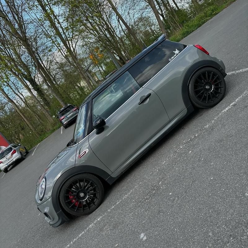 Gebraucht Mini John Cooper Works 300 PS (220 kW) 2017 Grau Kleinwagen