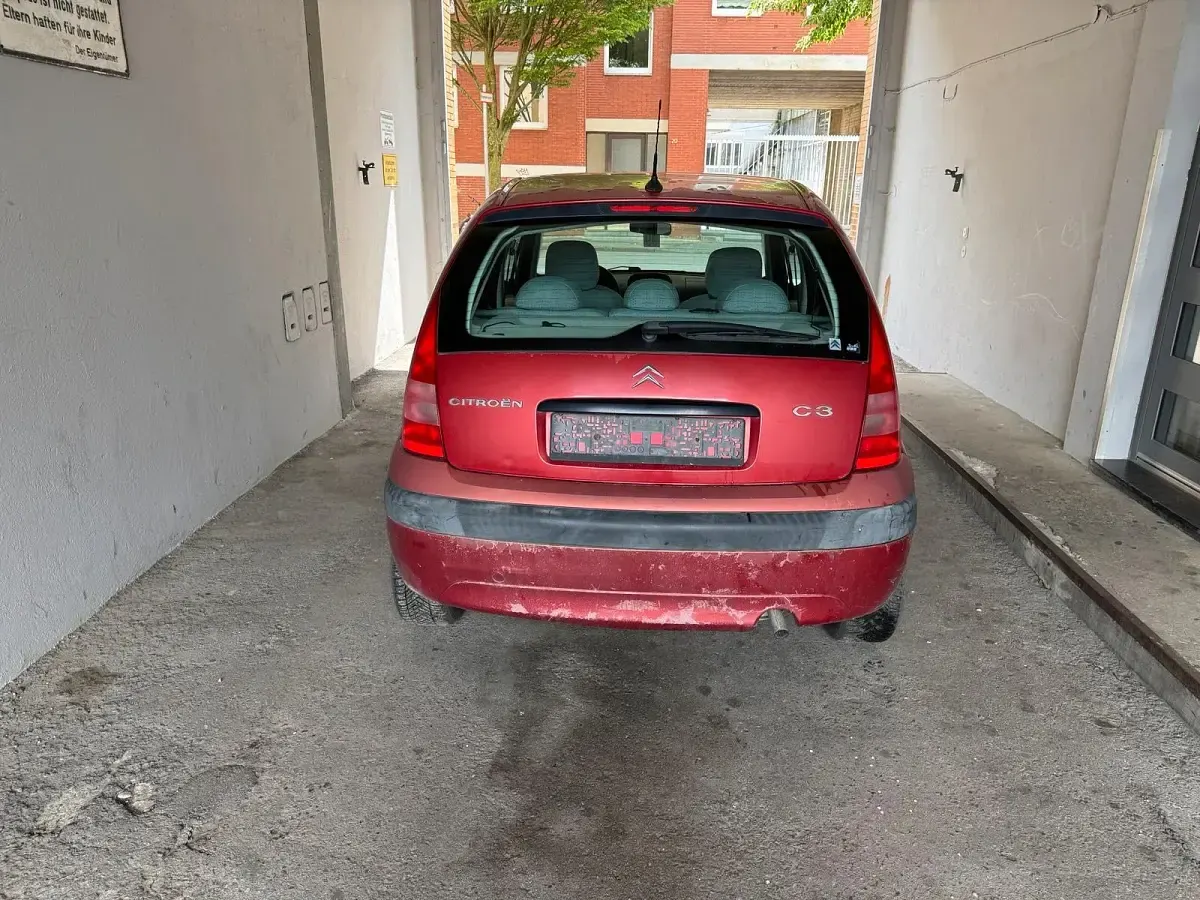 Używany Citroën C3 75 KM (55 kW) 2004 Pomarańczowy Sedan/Limuzyna