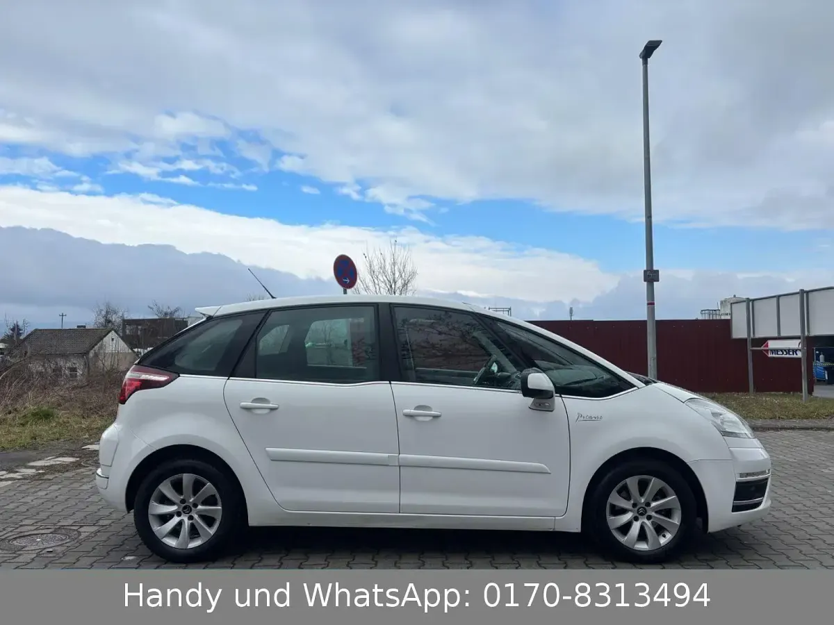 Used Citroën C4 SELECTION 120 HP (88 kW) 2012 White Minivan