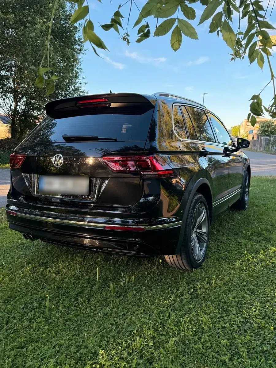 Gebraucht VW Tiguan R-line 190 PS (139 kW) 2019 Schwarz SUV