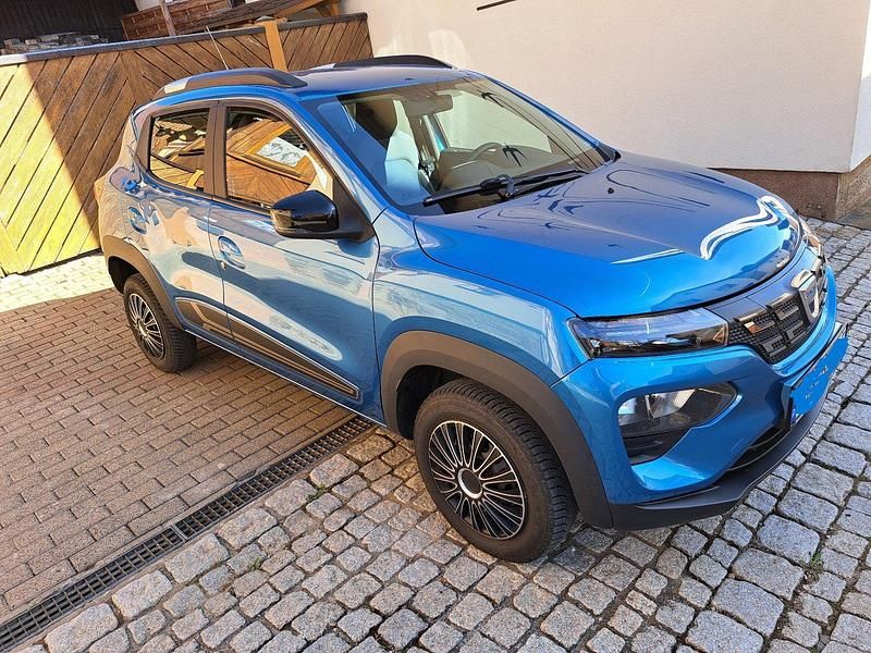 Gebraucht Dacia Spring Comfort Plus 33 kW (45 PS) 2022 Blau Kleinwagen