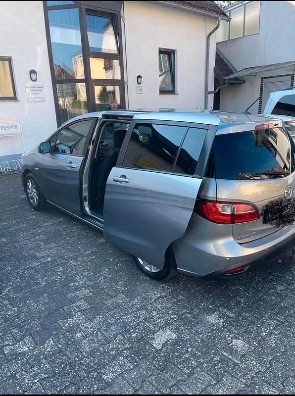 Gebraucht Mazda 5 115 PS (84 kW) 2011 Grau Van / Kleinbus