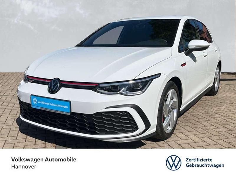Pure white Gebraucht 2024 VW Golf VIII GTI Limousine | 31.480 € (Fairer Preis) - Bild 1/2