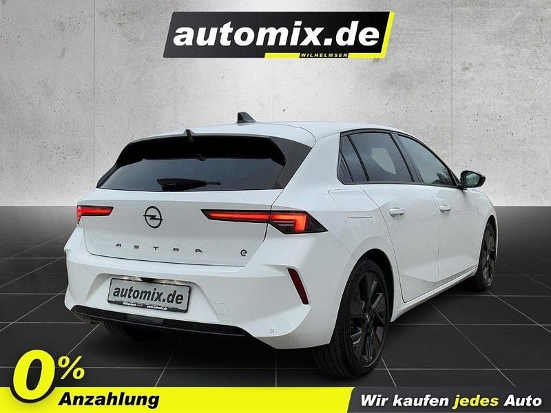 Gebraucht Opel Astra 114 kW (156 PS) 2024 Lack weiss banquise/typ aussenverkleidung spiegel flach stan Limousine