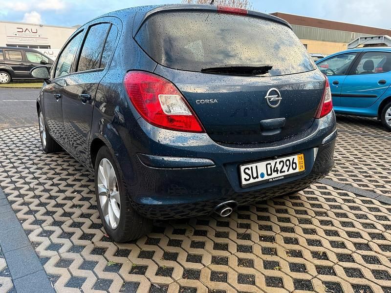 Gebraucht Opel Corsa 87 PS (63 kW) 2013 Blau Kleinwagen