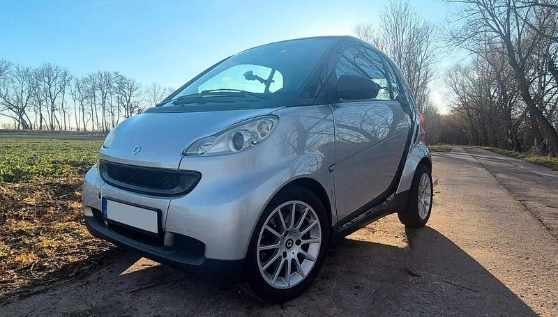 Silber Gebraucht 2008 Smart ForTwo Coupé Pure Coupé | 4.000 € - Bild 1/4