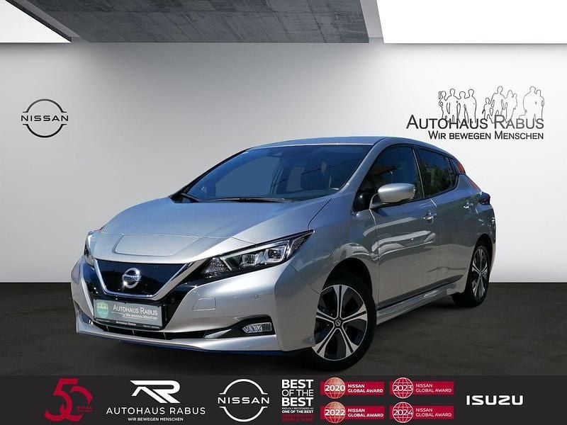 Silber blade silver metallic Gebraucht 2020 Nissan Leaf Tekna Kleinwagen | 19.990 € (Fairer Preis) - Bild 1/4