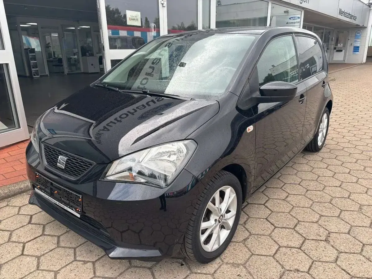 Gebraucht Seat Mii Chic 75 PS (55 kW) 2017 Deep black perleffekt Kleinwagen