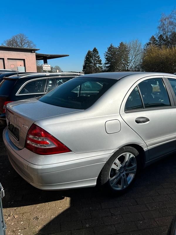 Gebraucht Mercedes C200 2004 Silber Limousine