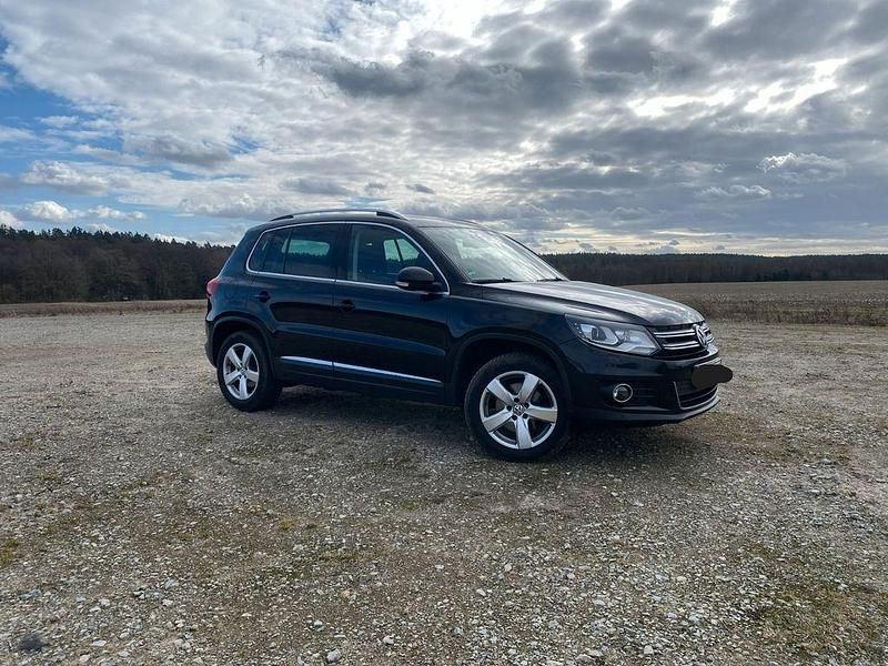 Gebraucht VW Tiguan 140 PS (102 kW) 2012 Schwarz SUV