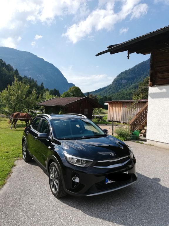 Schwarz Gebraucht 2019 Kia Stonic Spirit SUV | 13.500 € (Fairer Preis) - Bild 1/4