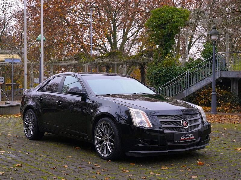 Schwarz Gebraucht 2011 Cadillac CTS Limousine | 15.995 € - Bild 1/4