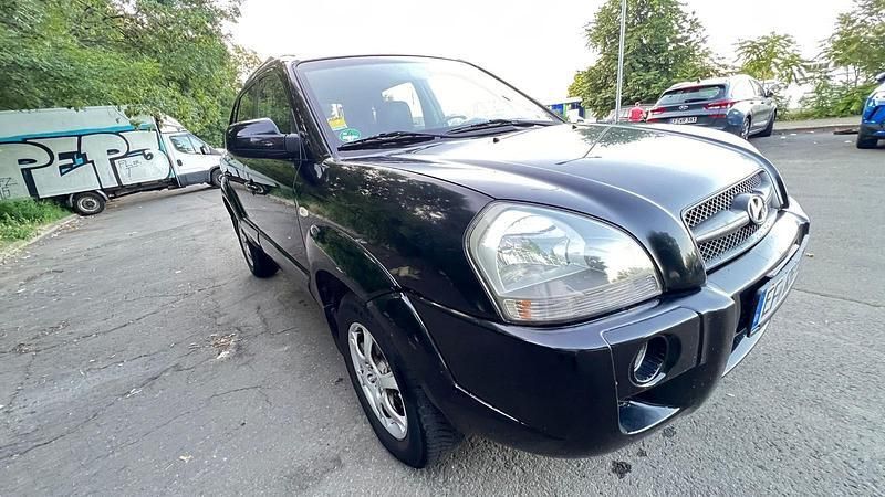 Schwarz Gebraucht 2007 Hyundai Tucson SUV | 2.900 € (Superpreis) - Bild 1/4