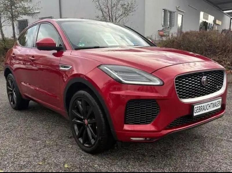 Käytetty Jaguar E-Pace R-Dynamic 249 HP (183 kW) 2018 Punainen Katumaasturi