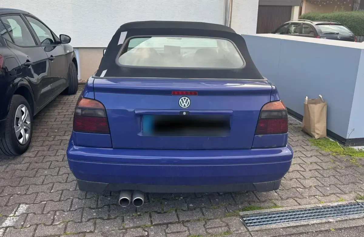 Gebraucht VW Golf Cabriolet 90 PS (66 kW) 1996 Blau Cabrio