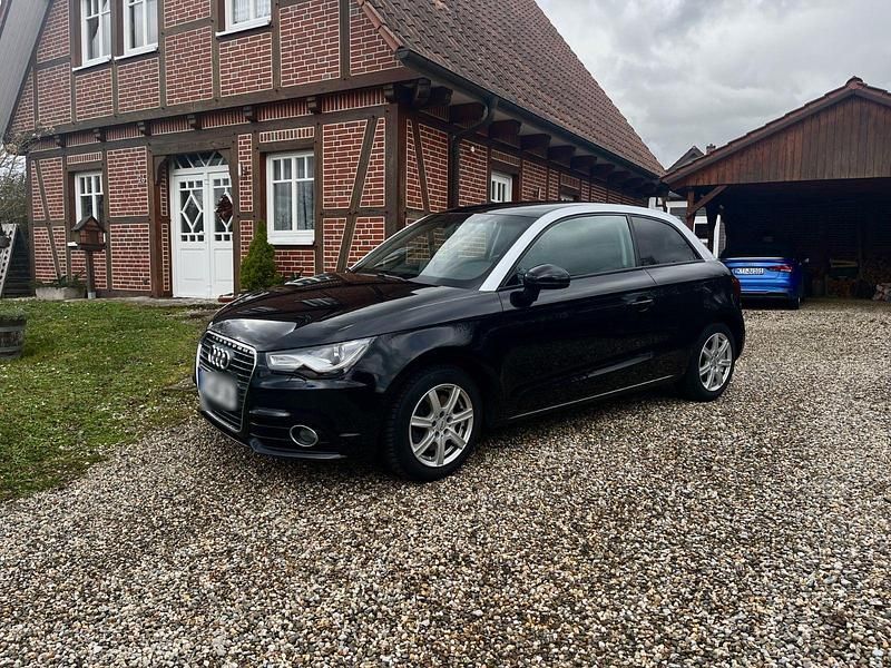 Gebraucht Audi A1 Ambition 122 PS (89 kW) 2011 Schwarz Kleinwagen