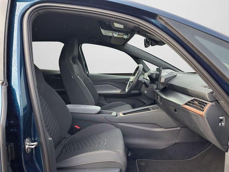Gebraucht Cupra Born 150 kW (204 PS) 2024 Aurora blue metallic (metallic) Kleinwagen