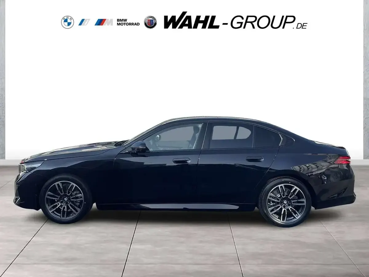 Neu BMW 520 M Sport 197 PS (144 kW) 2026 Schwarz Limousine
