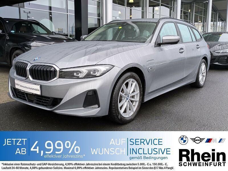 Grau Gebraucht 2022 BMW 330e Sport Line Kombi | 30.890 € (Guter Preis) - Bild 1/4