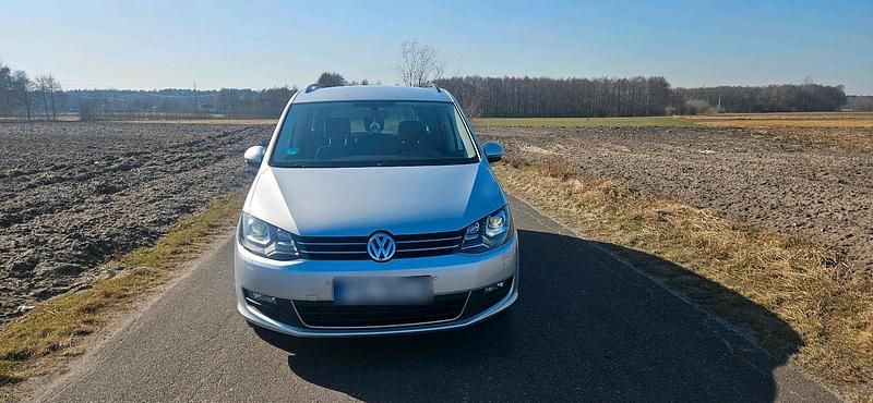 Gebraucht VW Sharan 150 PS (110 kW) 2018 Silber Van / Kleinbus