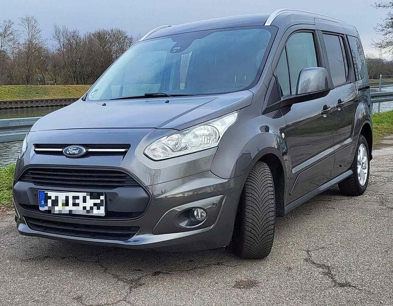 Gebraucht Ford Tourneo Connect Titanium 101 PS (74 kW) 2017 Grau Van / Kleinbus