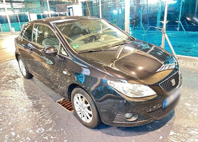 Schwarz Gebraucht 2010 Seat Ibiza SC Style Kleinwagen | 3.300 € (Fairer Preis) - Bild 1/4