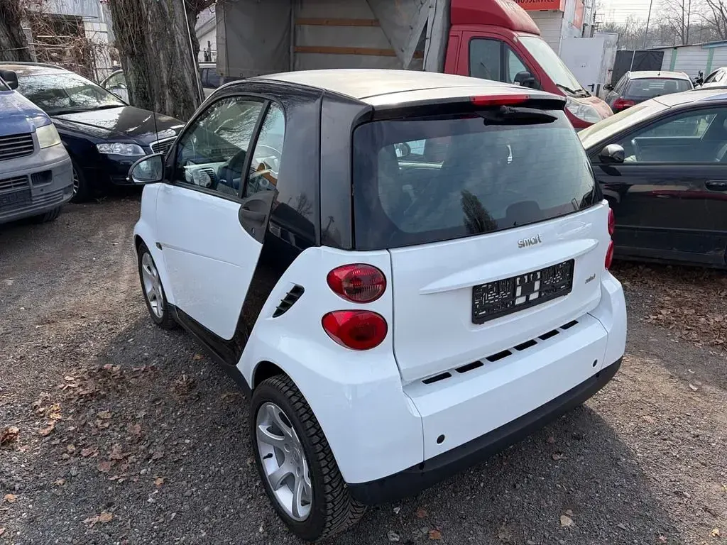 Gebraucht Smart ForTwo Coupé 71 PS (52 kW) 2010 Schwarz Coupé