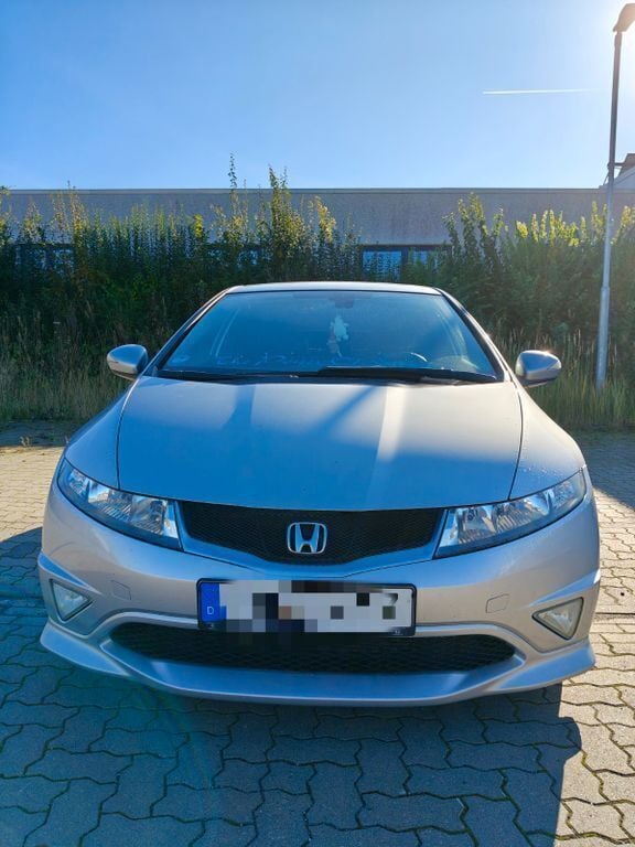 Silber Gebraucht 2011 Honda Civic Type S Limousine | 5.799 € (Fairer Preis) - Bild 1/4