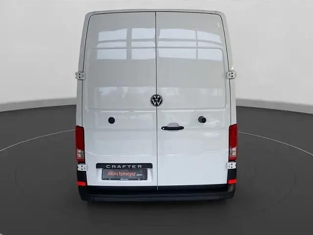 Gebraucht VW Crafter 103 PS (75 kW) 2024 Weiß Van