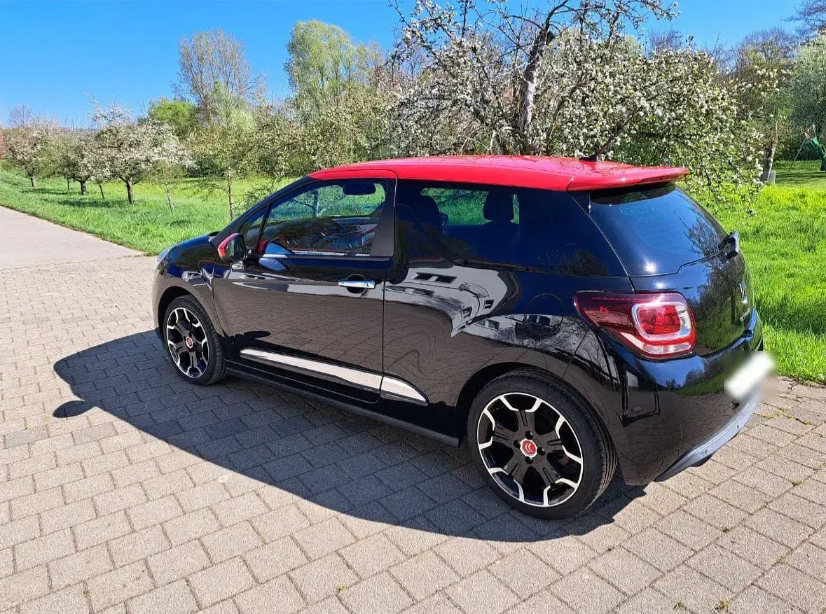Gebraucht Citroën DS3 156 PS (114 kW) 2014 Schwarz Kleinwagen