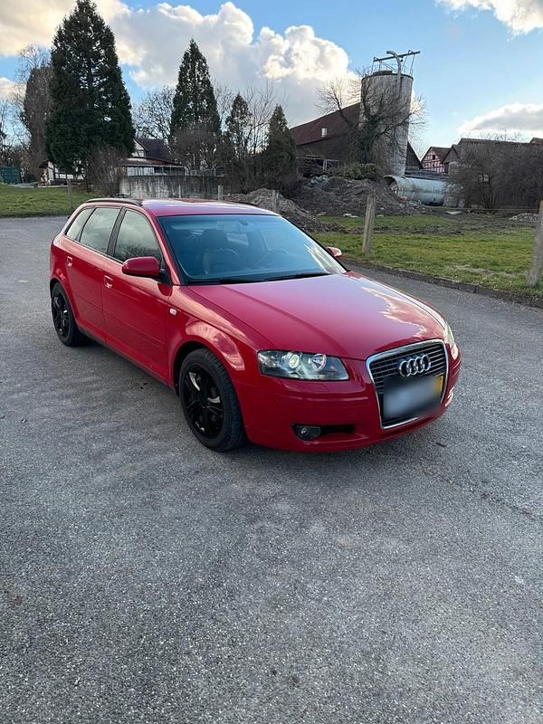 Gebraucht Audi A3 Sportback 140 PS (102 kW) 2006 Rot Kleinwagen