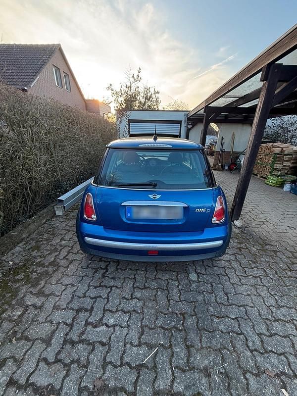 Second-hand Mini One D 88 CP (64 kW) 2005 Albastru Hatchback