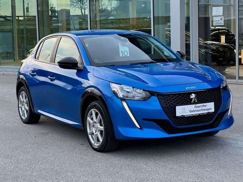 Gebraucht Peugeot e-208 Active 100 kW (136 PS) 2022 Vertigo blau perlmutt Kleinwagen