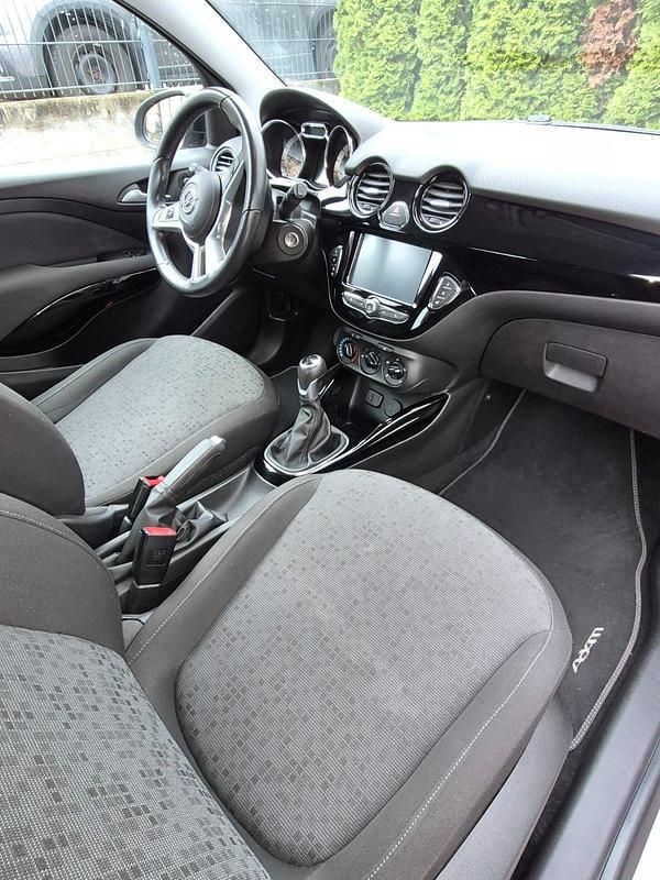 Gebraucht Opel Adam 87 PS (63 kW) 2016 Violet Kleinwagen