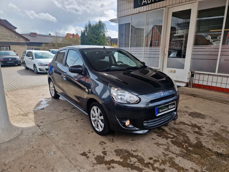 Grau Gebraucht 2013 Mitsubishi Space Star Kleinwagen | 5.999 € (Fairer Preis) - Bild 1/4